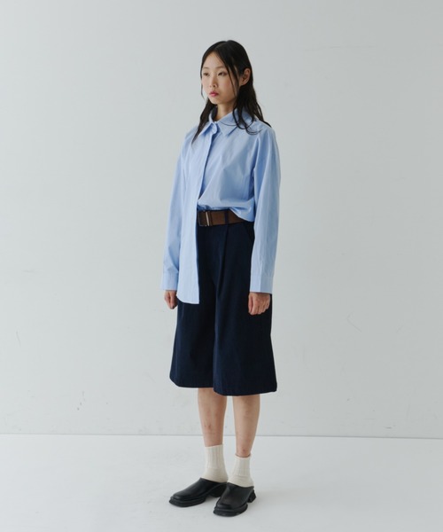 NUJOH（ヌゾ）の「Corduroy Bermuda Pants with Belt / ベルト付きコーデュロイバミューダパンツ（その他パンツ・レディース・ベージュ/ネイビー/ブラウン・SMALL/MEDIUM）」の9枚目の写真