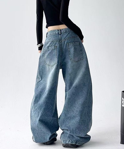 gossip!ロサンゼルス(ゴシップロサンゼルス)の「アルファベットパッチ マルチポケット ワイドバギーデニムパンツ レディース ハイウエスト Y2K ストリート系 デニム(デニムパンツ・レディース・ブルー・M/L)」の2枚目の写真