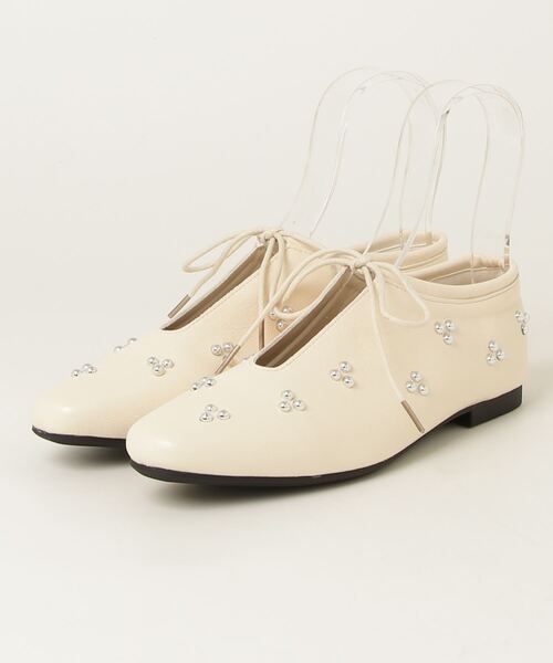 Libra Cue（リブラ キュー）の「ポイントビジューシューズ（バレエシューズ・レディース・アイボリー/ブラック・MEDIUM/LARGE）」の9枚目の写真