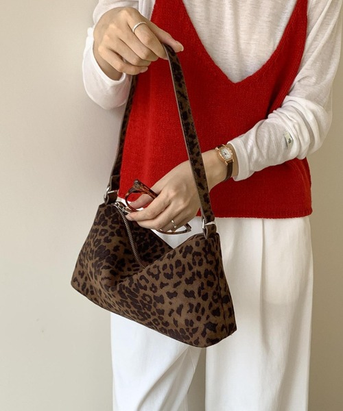 yuue' ( wear )（ユーイ）の「スウェードミニショルダーバッグ（ショルダーバッグ・レディース・ブラック/ブラウン/レオパード・FREE）」の14枚目の写真