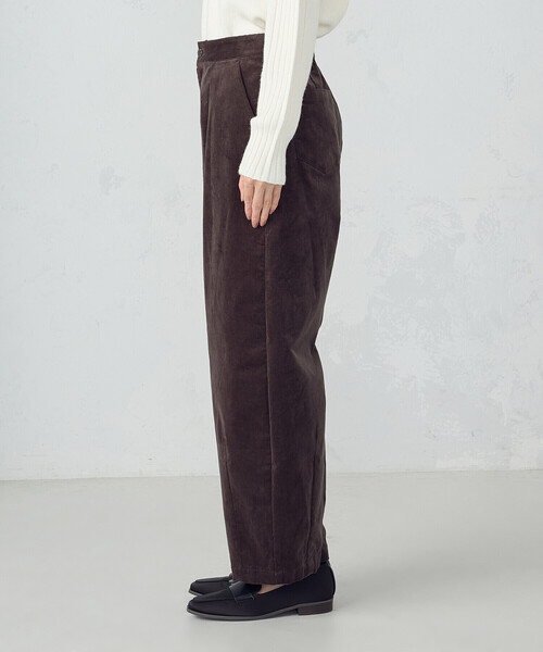 COMME CA ISM(コムサイズム)の「コーデュロイ カービーパンツ(その他パンツ・レディース・チャコール/ブラウン・LARGE/MEDIUM)」の20枚目の写真