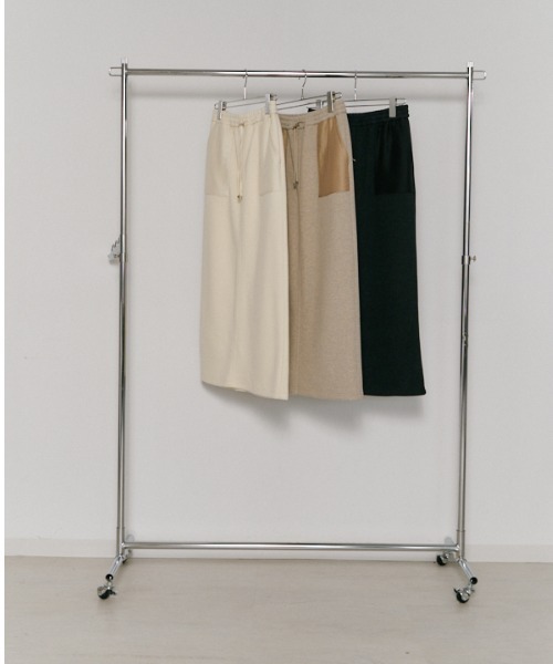 Muel Chic（ミュエルシック）の「Nicosia skirt   ニコシアスカート（スカート・レディース・ベージュ/ダークブラック/オフホワイト・FREE）」の13枚目の写真