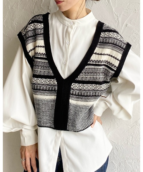 セール】深Vネック配色ジャガード柄ショートニットベスト（ベスト