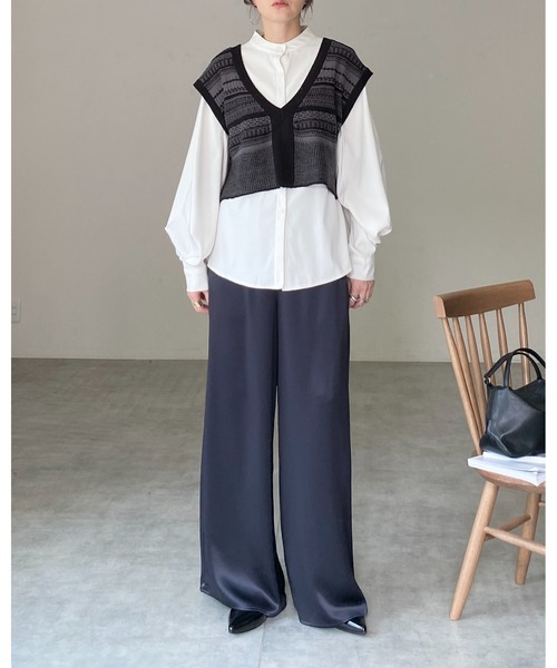 She's Closet(シーズクローゼット)の「深Vネック配色ジャガード柄ショートニットベスト(ベスト・レディース・アイボリー/グレー/ブラウン・FREE)」の12枚目の写真