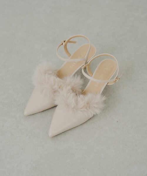 Chico(チコ)の「【SALON by Chico】ファーデザインパンプス(パンプス・レディース・ブラック/アイボリー・SMALL/MEDIUM/LARGE)」の2枚目の写真