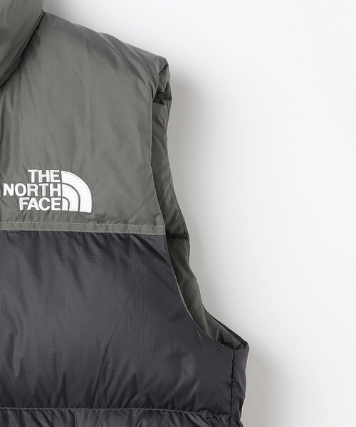 THE NORTH FACE（ザノースフェイス）の「THE NORTH FACE/ザ・ノース・フェイス NUPTSE VEST/ヌプシベスト(限定展開)（ダウンベスト・メンズ・チャコールグレー/ブラック・MEDIUM/X-LARGE/LARGE）」の6枚目の写真