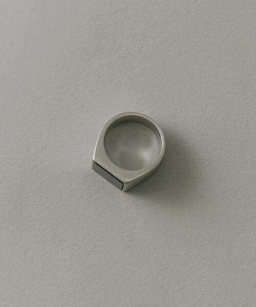 SMELLY（スメリー）の「ステンレススクエアシグネットリング（リング・メンズ・シルバー系その他・19）」の3枚目の写真