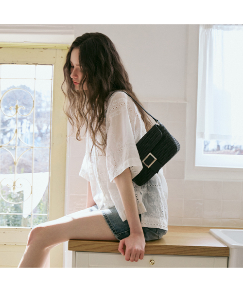 LAP(ラップ)の「RATTAN BAGUETTE BAG AR7AB441(ショルダーバッグ・レディース・ブラック/ベージュ・FREE)」の14枚目の写真