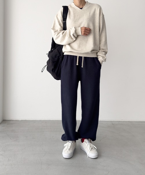 CANAL JEAN(キャナルジーン)の「HARING 裏使い刺繍ジョガーパンツ(スウェットパンツ・レディース・クリーム/ネイビー・ONE SIZE)」の8枚目の写真