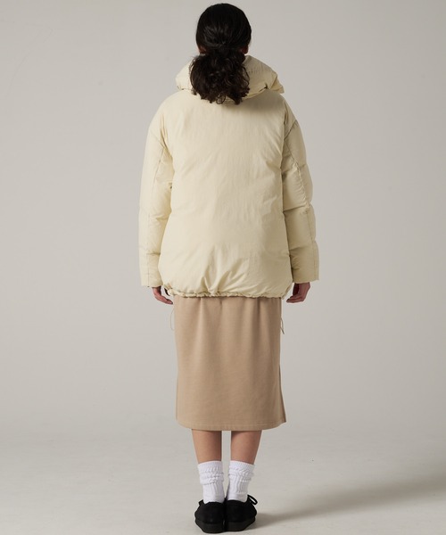 Eddie Bauer（エディーバウアー）の「パフィーネック ダウンジャケット（ダウンジャケット/コート・レディース・オフホワイト/ブラック・M/S/XL/L）」の10枚目の写真