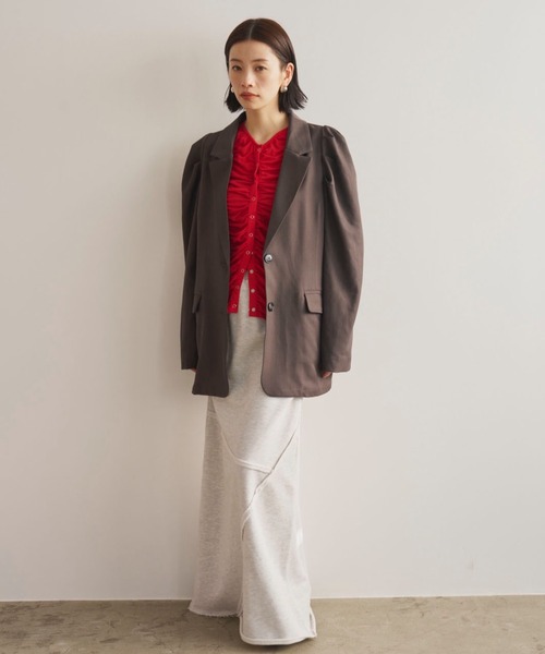 AIC.（エーアイシー）の「タックショルダーバックスリットジャケット（テーラードジャケット・レディース・チャコールグレー/ブラック/ベージュ・FREE）」の22枚目の写真