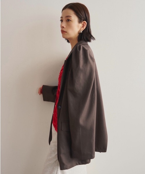 AIC.（エーアイシー）の「タックショルダーバックスリットジャケット（テーラードジャケット・レディース・チャコールグレー/ブラック/ベージュ・FREE）」の9枚目の写真