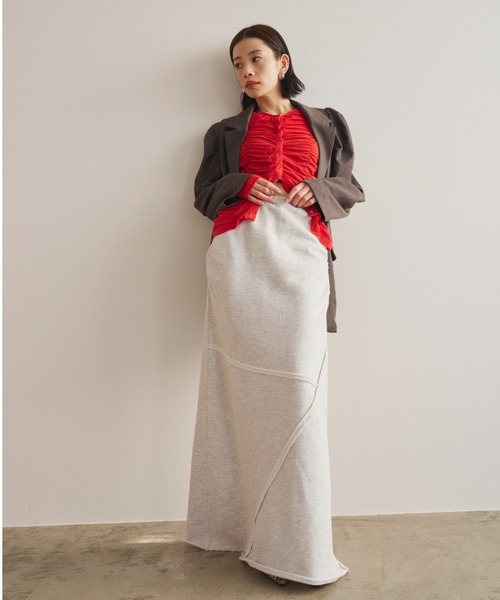 AIC.（エーアイシー）の「タックショルダーバックスリットジャケット（テーラードジャケット・レディース・チャコールグレー/ブラック/ベージュ・FREE）」の20枚目の写真