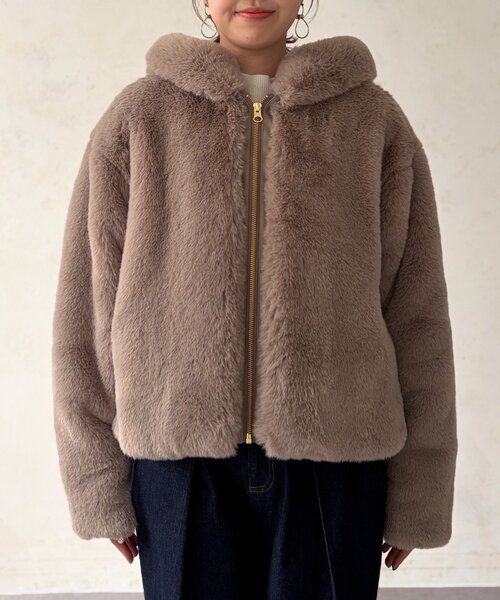 Chez toi(シェトワ)の「ファー×ムートンジャケット(ブルゾン・レディース・グレイッシュベージュ/チャコールグレー/モカ・FREE)」の9枚目の写真