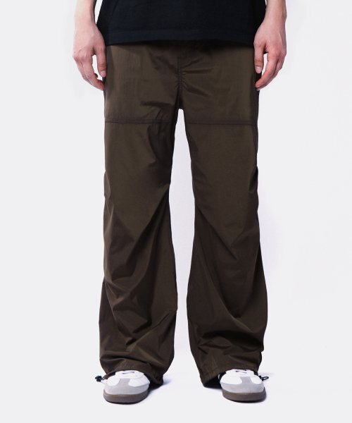 PHYSICAL DEPARTMENT（フィジカル デパートメント）の「3WAYトランスフォームパンツブラウン（スウェットパンツ・レディース・その他・LARGE/MEDIUM/SMALL/X-LARGE）」の11枚目の写真