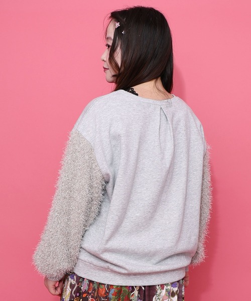 is ScoLar イズ スカラー】553260 雪の結晶ガーランド刺繍裏毛×ラメ