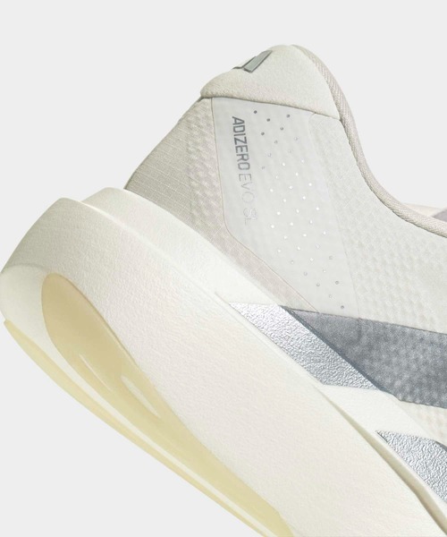 adidas（アディダス）の「アディゼロ EVO SL ウーブン / Adizero EVO SL WOVEN / ランニングシューズ / アディダス adidas（スニーカー・メンズ・ブルー/ホワイト×ブラック/ブラック/ブラック系その他/ホワイト×シルバー・29.0cm/28.5cm/28.0cm/27.5cm/27.0cm/26.5cm/26.0cm/25.5cm/25.0cm/24.5cm）」の20枚目の写真