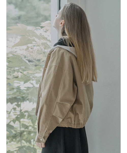AVANT-G（アバン）の「Quilted Liner Hooded Jumper - BEIGE（その他アウター・レディース・ブラック/ベージュ・FREE）」の4枚目の写真