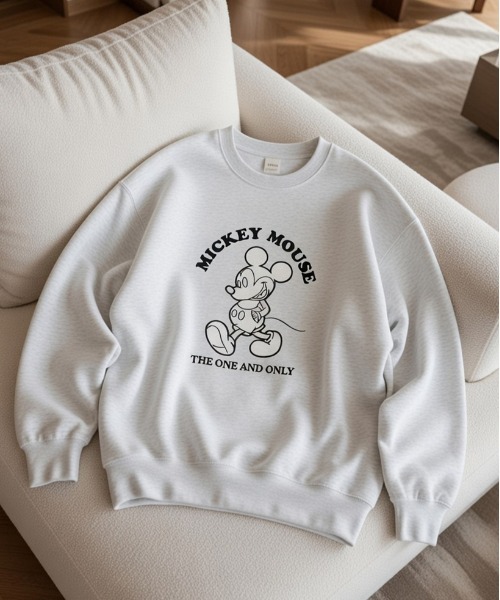Disney(ディズニー)の「【DISNEY/ディズニー】ミッキーマウスリップルダンボール アップリケ&サガラ刺繍クルーネックトレーナー/ユニセックス(スウェット・レディース・ブラック/オフホワイト/スミクロ/オートミール/ブラウン/ライトグリーン・MEDIUM/LARGE)」の5枚目の写真