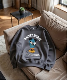Disney（ディズニー）の「【DISNEY/ディズニー】ミッキーマウスリップルダンボール　アップリケ＆サガラ刺繍クルーネックトレーナー/ユニセックス（スウェット）」