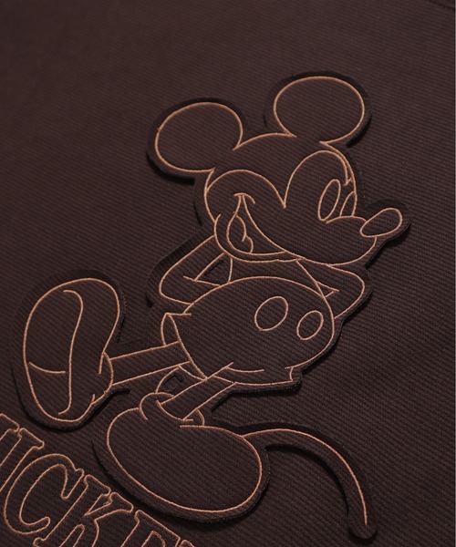 Disney(ディズニー)の「【DISNEY/ディズニー】ミッキーマウスリップルダンボール アップリケ&サガラ刺繍クルーネックトレーナー/ユニセックス(スウェット・レディース・ブラック/オフホワイト/スミクロ/オートミール/ブラウン/ライトグリーン・MEDIUM/LARGE)」の18枚目の写真
