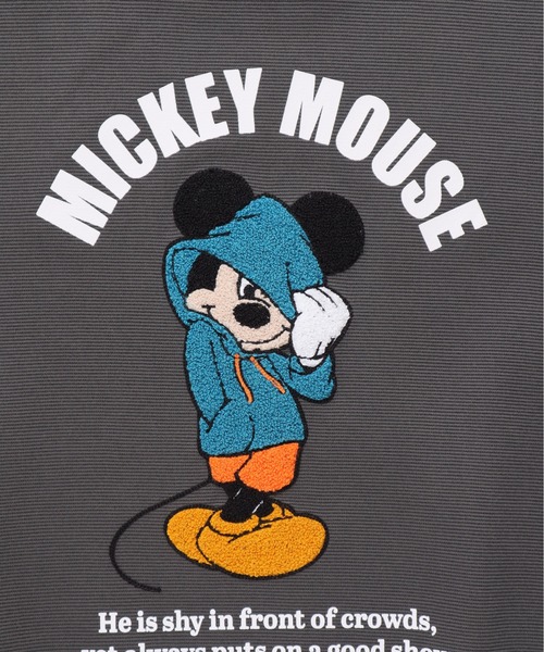 Disney(ディズニー)の「【DISNEY/ディズニー】ミッキーマウスリップルダンボール アップリケ&サガラ刺繍クルーネックトレーナー/ユニセックス(スウェット・レディース・ブラック/オフホワイト/スミクロ/オートミール/ブラウン/ライトグリーン・MEDIUM/LARGE)」の12枚目の写真
