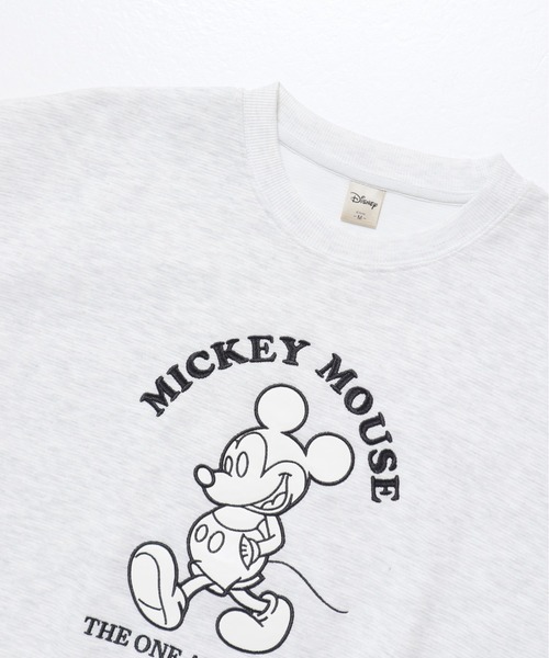 Disney(ディズニー)の「【DISNEY/ディズニー】ミッキーマウスリップルダンボール アップリケ&サガラ刺繍クルーネックトレーナー/ユニセックス(スウェット・レディース・ブラック/オフホワイト/スミクロ/オートミール/ブラウン/ライトグリーン・MEDIUM/LARGE)」の21枚目の写真