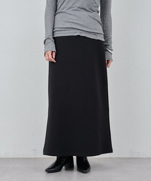 SHENERY（シーナリー）の「ポンチタイトスカート（スカート・レディース・ブラック/ホワイト/グレー・36/38）」の2枚目の写真