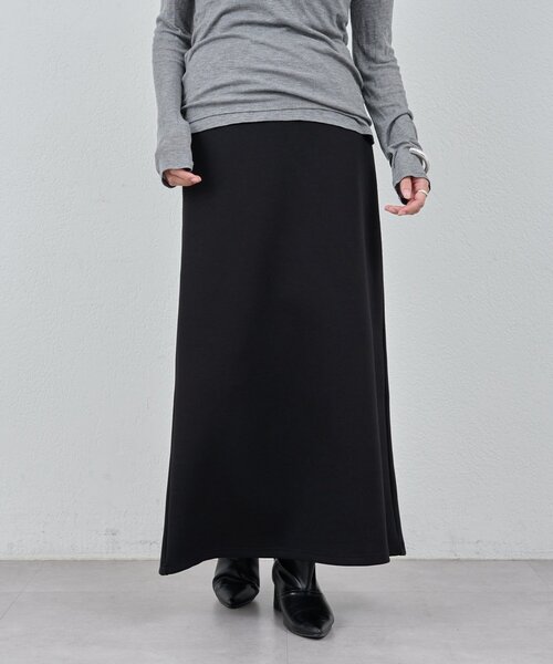 SHENERY（シーナリー）の「ポンチタイトスカート（スカート・レディース・ブラック/ホワイト/グレー・36/38）」の17枚目の写真