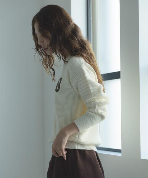 URBAN RESEARCH Sonny Label（アーバンリサーチサニーレーベル）の「ハリスツイードモチーフ付きニット（ニット/セーター・レディース・チャコールグレー/オフホワイト/グレー系その他/ネイビー・FREE）」の7枚目の写真