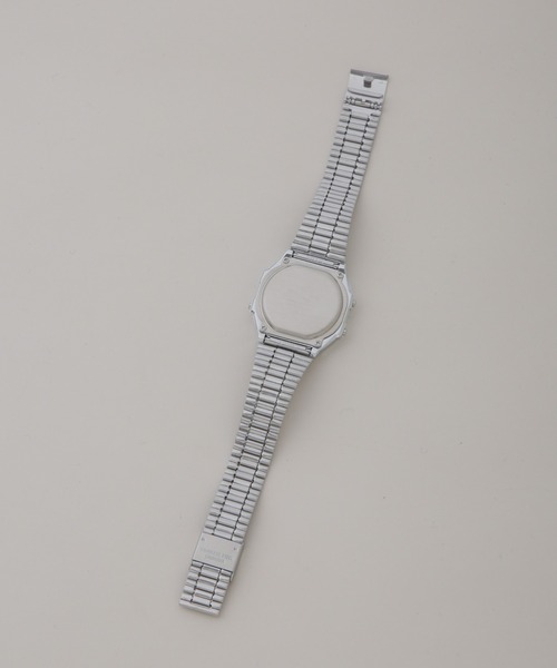 CASIO(カシオ)の「CASIO/A168WA-1A2WJR(アナログ腕時計・メンズ・ブラック・FREE)」の4枚目の写真