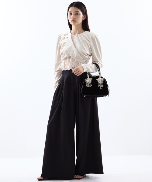 tanakadaisuke（タナカダイスケ）の「【tanakadaisuke/タナカダイスケ】wing bijou hand bag/ウィングビジューハンドバッグ（ハンドバッグ・レディース・ブラック・FREE）」の3枚目の写真