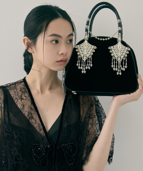 tanakadaisuke（タナカダイスケ）の「【tanakadaisuke/タナカダイスケ】wing bijou hand bag/ウィングビジューハンドバッグ（ハンドバッグ・レディース・ブラック・FREE）」の14枚目の写真