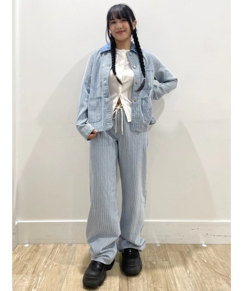 GAP（ギャップ）の「デニム ストライプ チョアジャケット（デニムジャケット・レディース・ブルー・XS/S/M/L/XXS）」の5枚目の写真