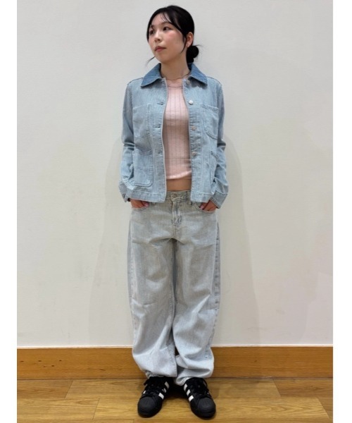 GAP（ギャップ）の「デニム ストライプ チョアジャケット（デニムジャケット・レディース・ブルー・XS/S/M/L/XXS）」の4枚目の写真