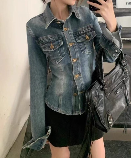 NANEA(ナネア)の「ウエストシェイプデザインデニムシャツジャケット(シャツ/ブラウス・レディース・ブルー・LARGE/MEDIUM/SMALL)」の19枚目の写真