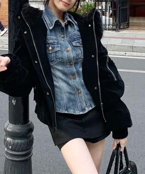 NANEA(ナネア)の「ウエストシェイプデザインデニムシャツジャケット(シャツ/ブラウス・レディース・ブルー・LARGE/MEDIUM/SMALL)」の7枚目の写真