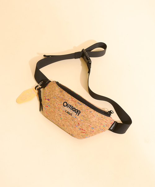 417 EDIFICE（フォーワンセブンエディフィス）の「OUTDOOR PRODUCTS 417別注 PARISFORNIA WAIST POUCH（ボディバッグ/ウエストポーチ・メンズ・ブラック/ベージュ・FREE）」の10枚目の写真