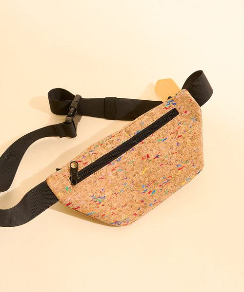 417 EDIFICE（フォーワンセブンエディフィス）の「OUTDOOR PRODUCTS 417別注 PARISFORNIA WAIST POUCH（ボディバッグ/ウエストポーチ・メンズ・ブラック/ベージュ・FREE）」の9枚目の写真