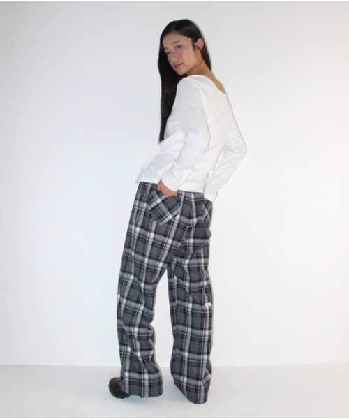 RONRON(ロンロン)の「BACK HEART POCKET CHECK PANTS BLACK(その他パンツ・レディース・その他・FREE)」の5枚目の写真