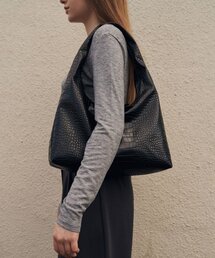 ADAUL（アダウル）の「クロコショッパーバッグ - ブラック（ショルダーバッグ）」