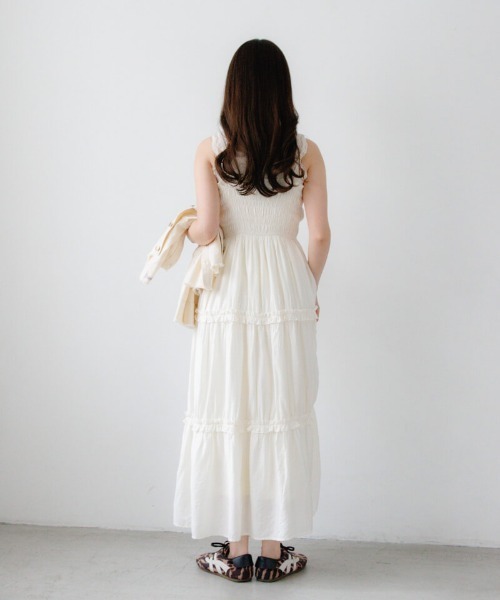 flower（フラワー）の「フリルティアードワンピース（ワンピース・レディース・ブラック/ホワイト・FREE）」の6枚目の写真