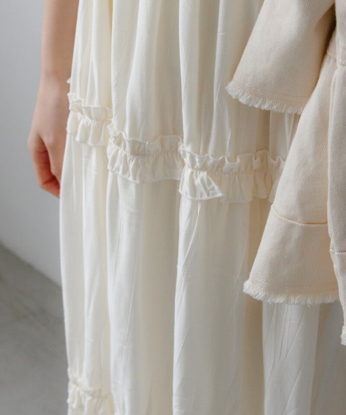 flower（フラワー）の「フリルティアードワンピース（ワンピース・レディース・ブラック/ホワイト・FREE）」の9枚目の写真