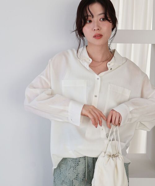 le.coeur blanc（ルクールブラン）の「シアー2WAYオーバーシャツ（シャツ/ブラウス・レディース・ピンク/ホワイト系その他2/オフホワイト/サックスブルー/ネイビー・38）」の8枚目の写真