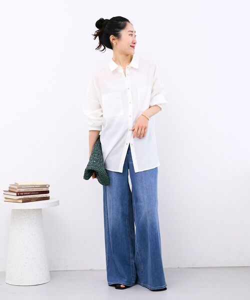 le.coeur blanc（ルクールブラン）の「シアー2WAYオーバーシャツ（シャツ/ブラウス・レディース・ピンク/ホワイト系その他2/オフホワイト/サックスブルー/ネイビー・38）」の17枚目の写真
