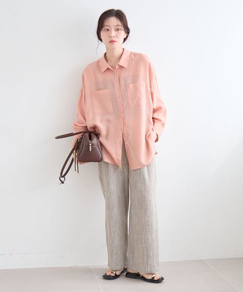 le.coeur blanc(ルクールブラン)の「シアー2WAYオーバーシャツ(シャツ/ブラウス・レディース・ピンク/ホワイト系その他2/オフホワイト/サックスブルー/ネイビー・38)」の22枚目の写真