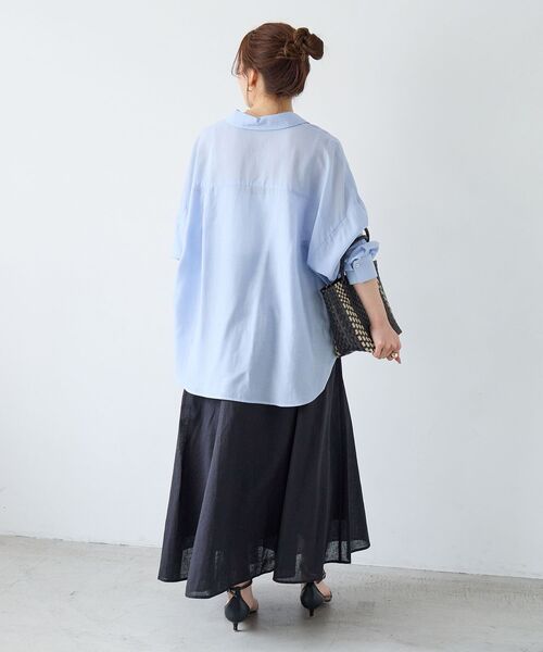 le.coeur blanc(ルクールブラン)の「シアー2WAYオーバーシャツ(シャツ/ブラウス・レディース・ピンク/ホワイト系その他2/オフホワイト/サックスブルー/ネイビー・38)」の12枚目の写真