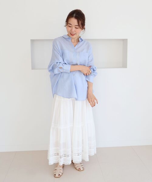 le.coeur blanc(ルクールブラン)の「シアー2WAYオーバーシャツ(シャツ/ブラウス・レディース・ピンク/ホワイト系その他2/オフホワイト/サックスブルー/ネイビー・38)」の6枚目の写真