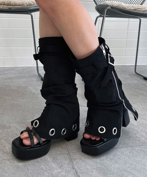 SPIRALGIRL(スパイラルガール)の「2WAY厚底サンダルカバーブーツ(サンダル・レディース・ブラック・MEDIUM/LARGE)」の21枚目の写真