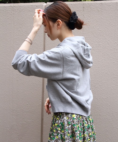 ORCIVAL（オーシバル）の「ORCIVAL/オーシバル　フレンチテリージップフーディ　FRENCH TERRY ZIP HOODIE　OR-C0531 FWZ（パーカー・レディース・ヘザーグレー/ナチュラル・2）」の6枚目の写真